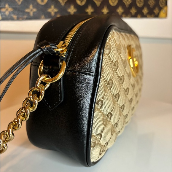 🤎✨SOLD✨🤎 Gucci GG Marmont Quilted Camera Crossbody Bag - Picture 5 of 9